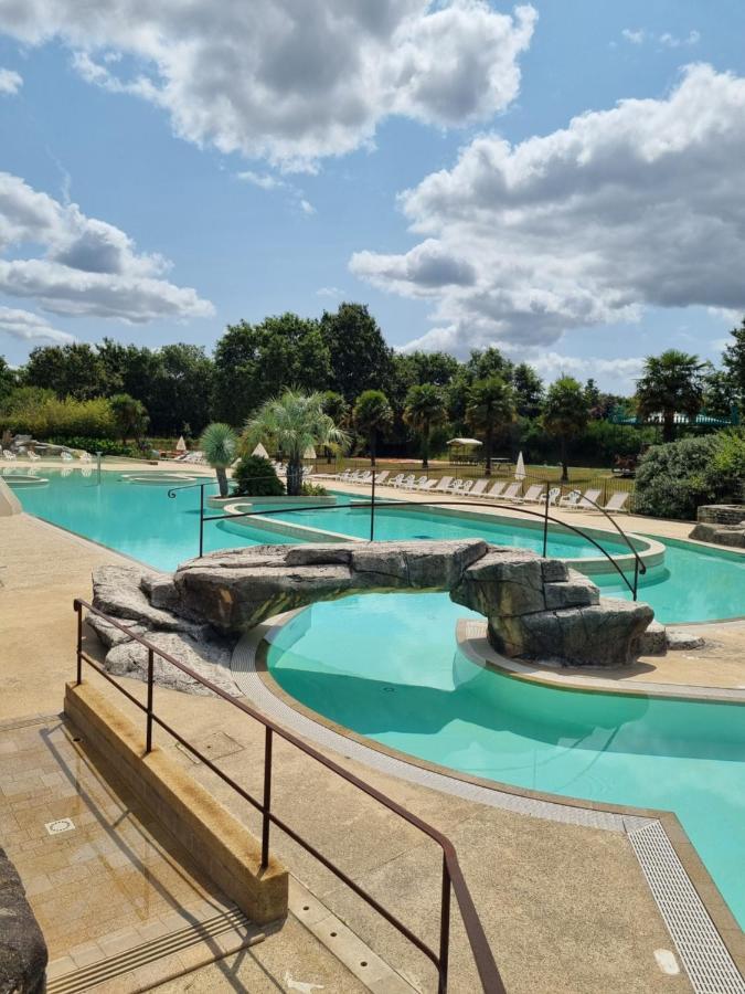 Camping De L Orangerie De Lanniron Mobilhome Esprit Zen R26 Quimper Dış mekan fotoğraf