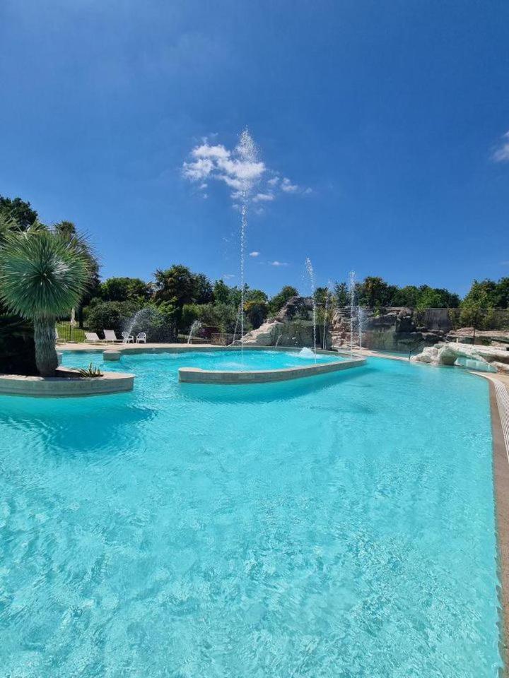 Camping De L Orangerie De Lanniron Mobilhome Esprit Zen R26 Quimper Dış mekan fotoğraf